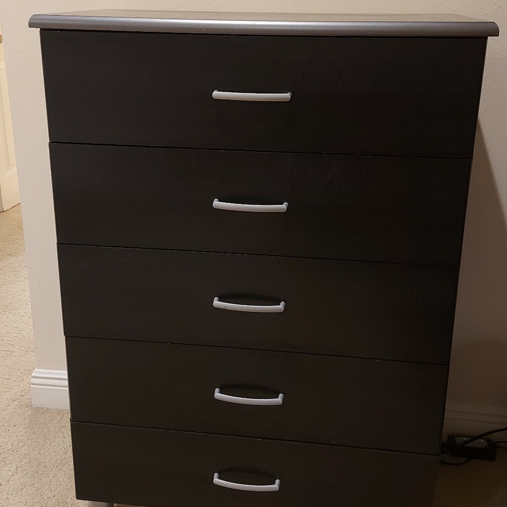 wooden dressers for bedroom